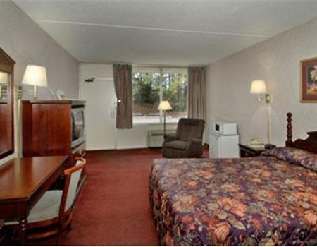 Travel Inn Homewood Room photo