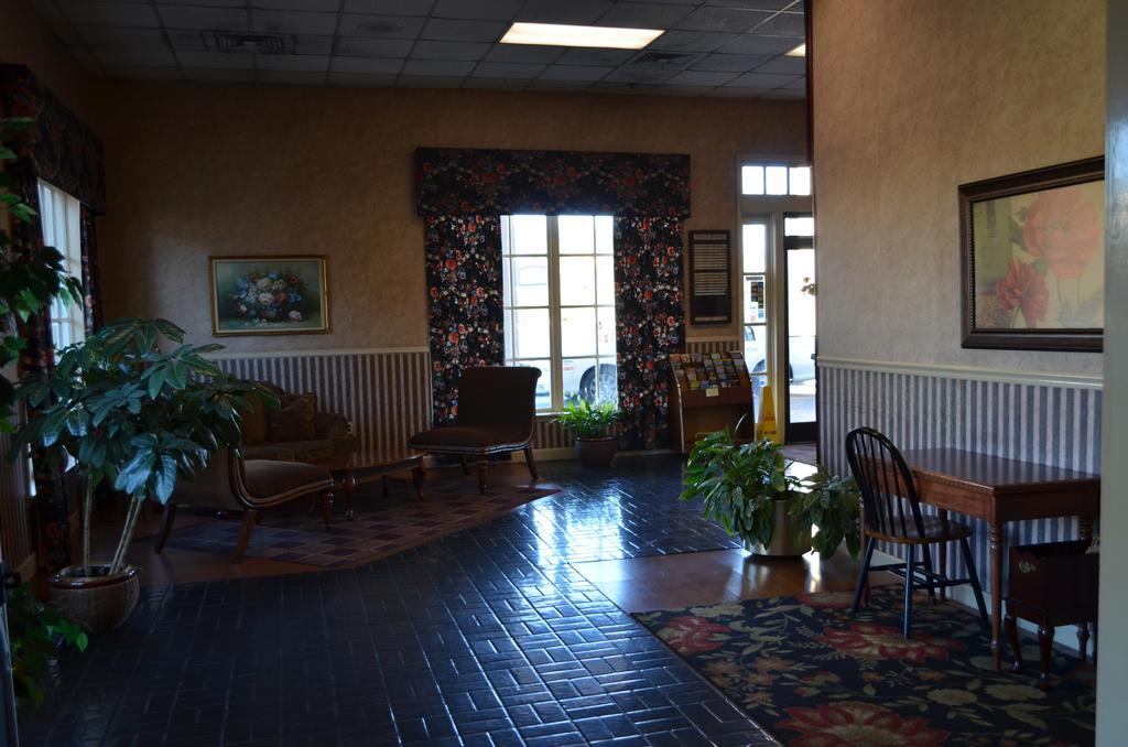 Travel Inn Homewood Exterior photo