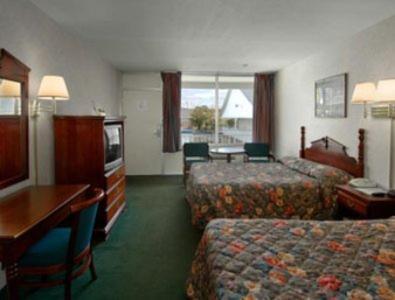 Travel Inn Homewood Room photo